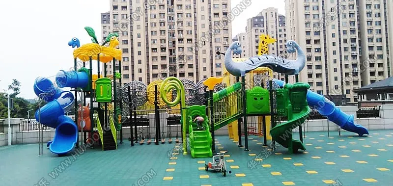HUADONG Amusement Kindergarten Animal World Case