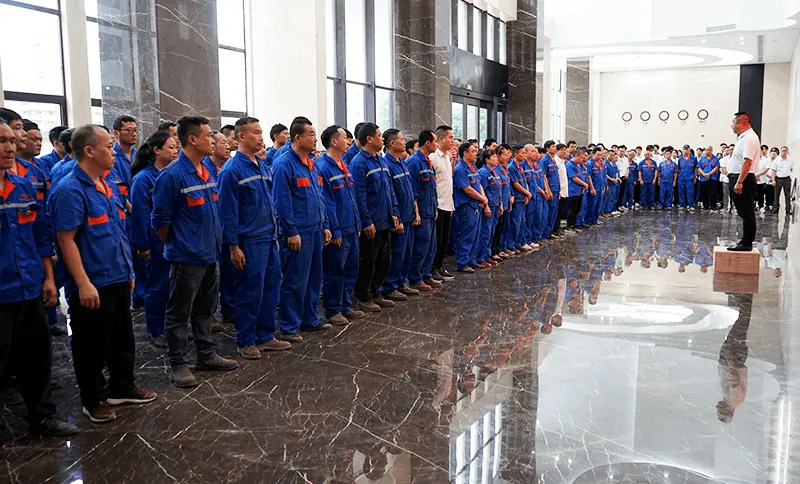 Hand in hand to create brilliance - HUADONG Amusement held the 