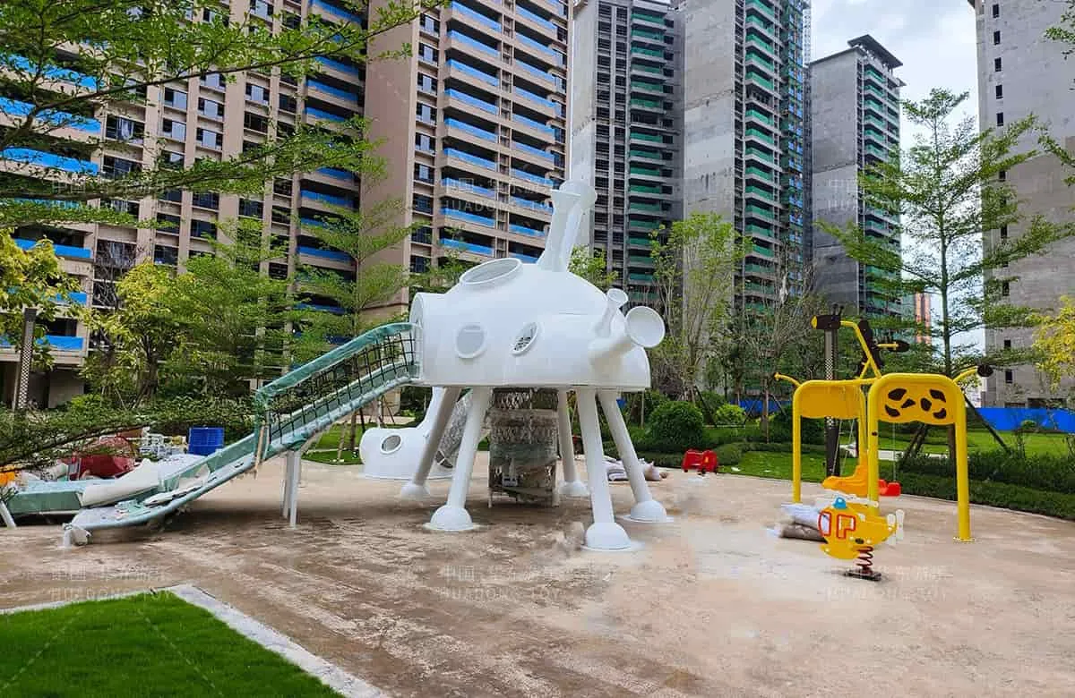 Flying Saucer Theme Children's Amusement Park Project